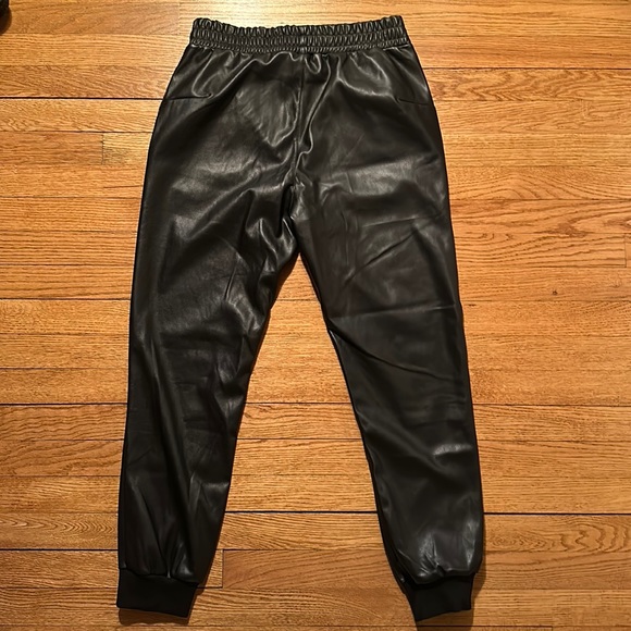 RD Style Vegan Leather Joggers size: M - Picture 4 of 4